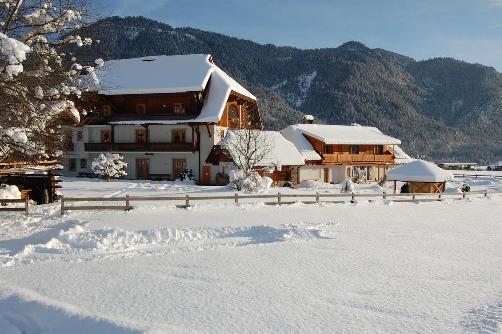 Ferienhaus Franz Weissbriach Ngoại thất bức ảnh